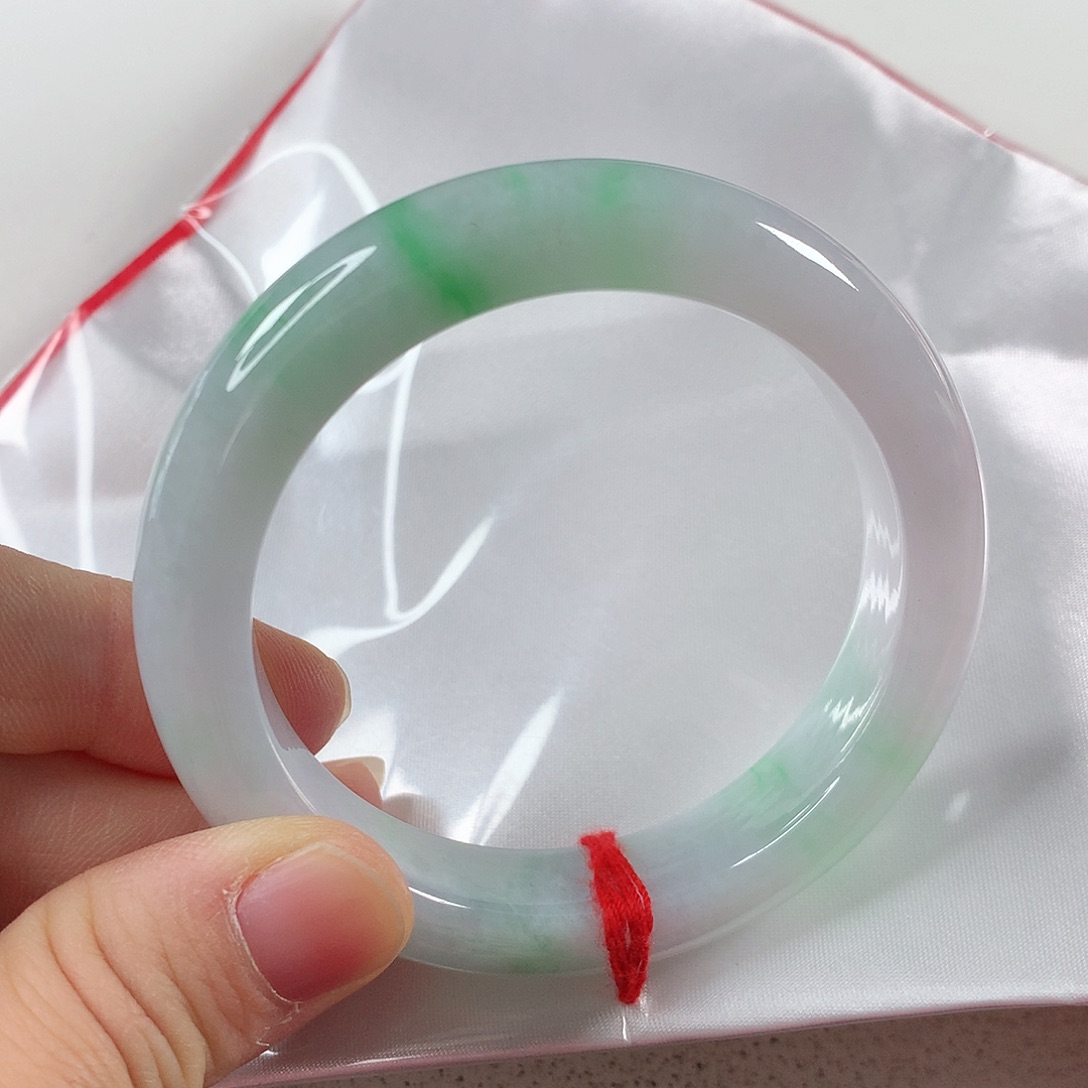 翡翠手镯未镶嵌⑨⑥