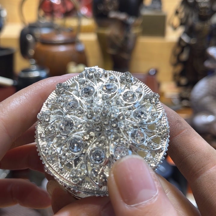 中古美术哈哈哈哈
