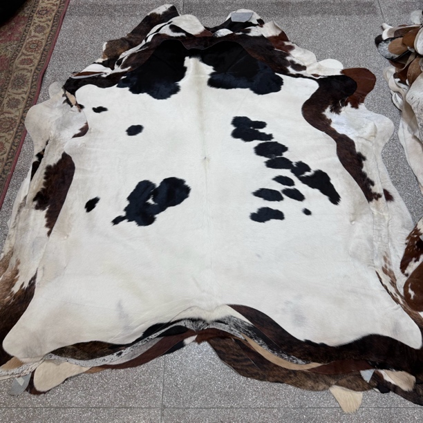 【本尼家】z251 225×200 专拍牛皮地毯