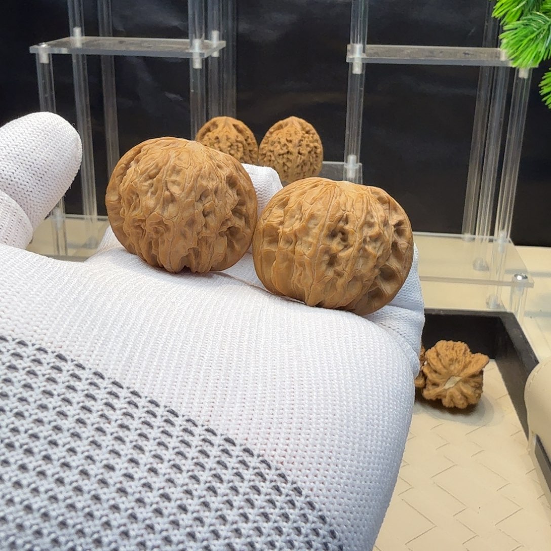 文玩核桃把件全品磨盘