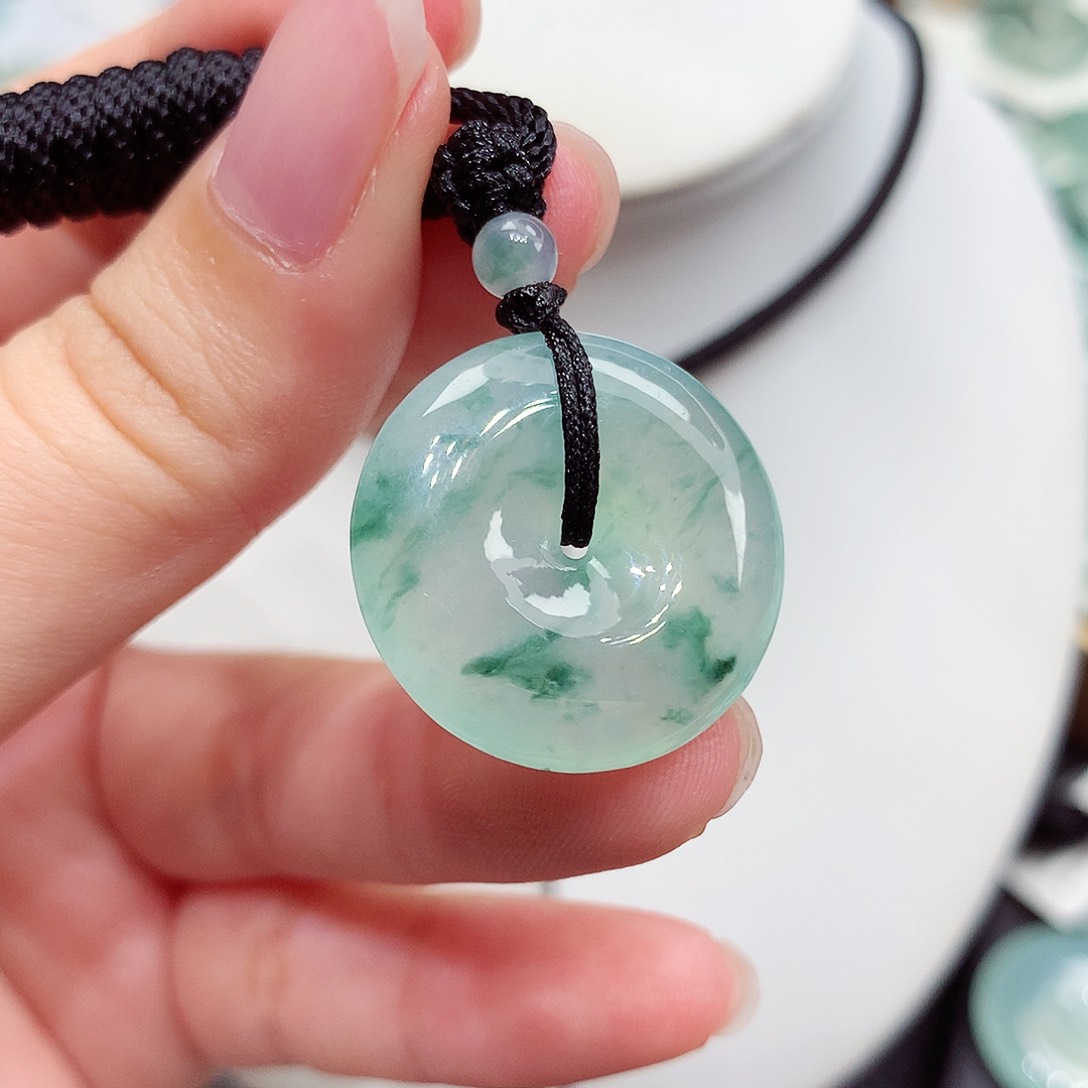 颈饰未镶嵌翡翠翡翠23，22.9/5.7