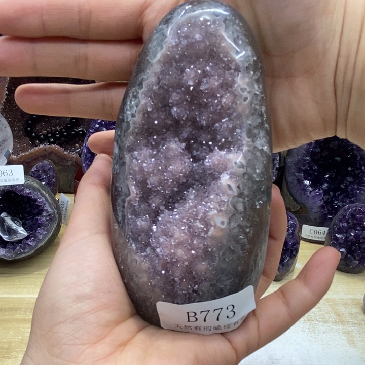 紫晶大型摆件（非配饰）未镶嵌