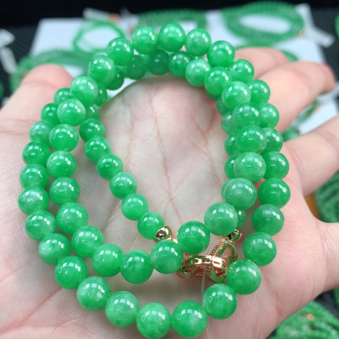 翡翠手链未镶嵌翡翠