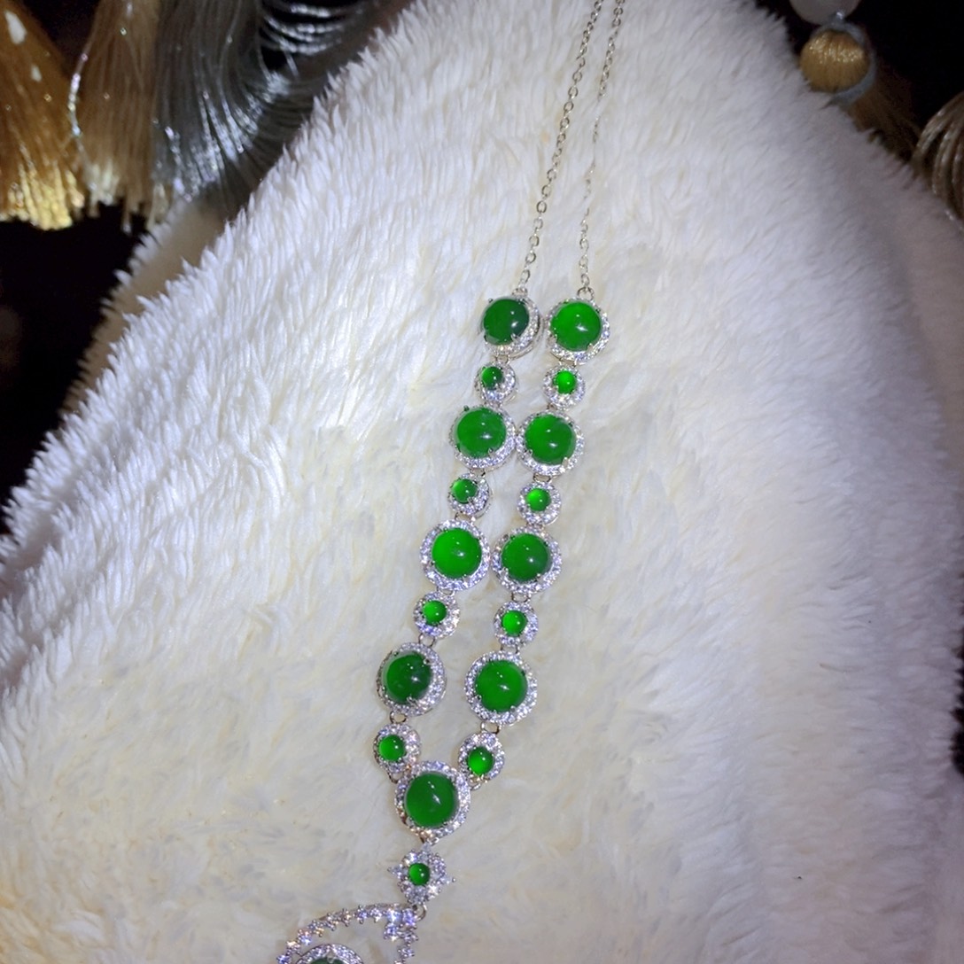 翡翠颈饰合金天然翡翠