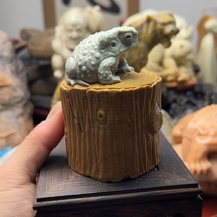 东北石松花石摆件