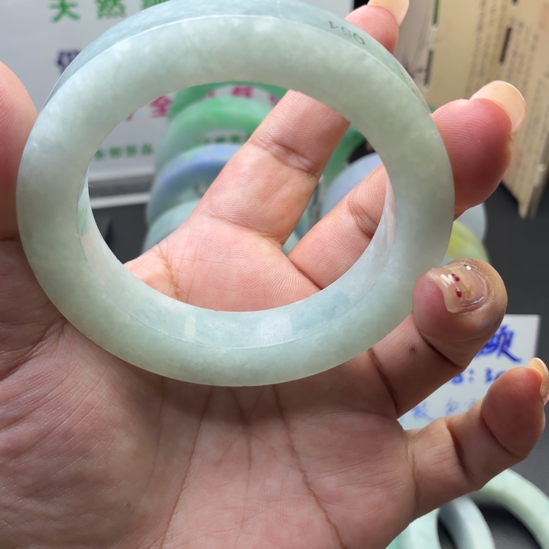 青***贝定制翡翠未镶嵌57