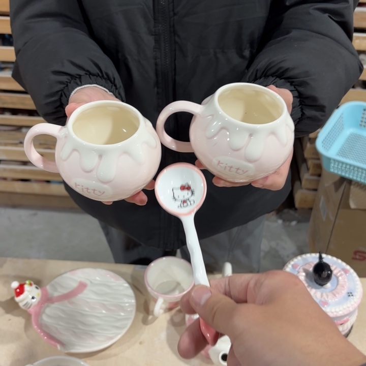 C***Y我们的目标是成为一个