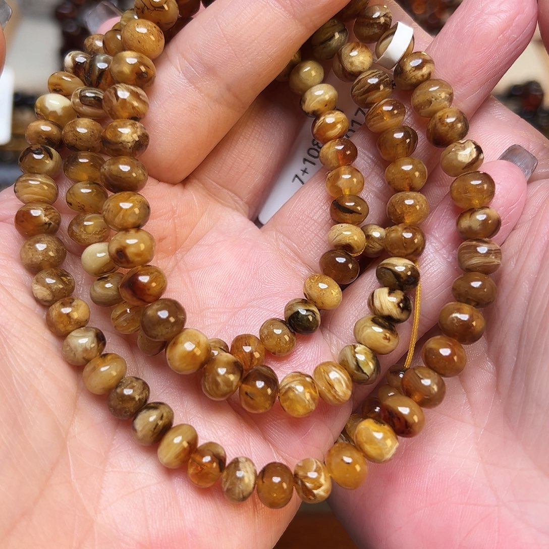 琥珀未镶嵌裸石抚顺琥珀20433七