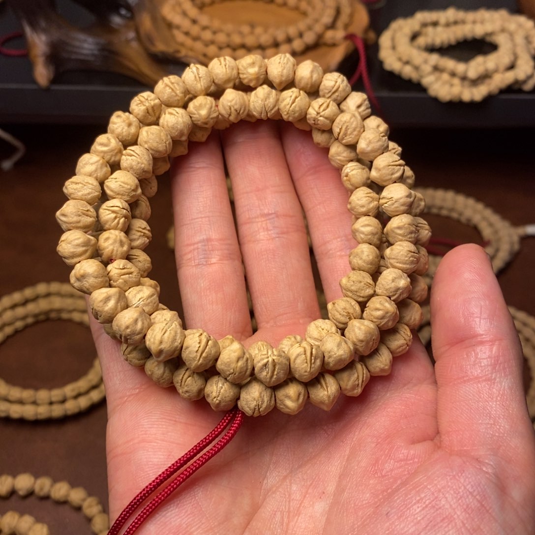 柏香籽/百香籽手串鲁*