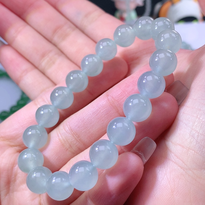 翡翠手链未镶嵌翡翠