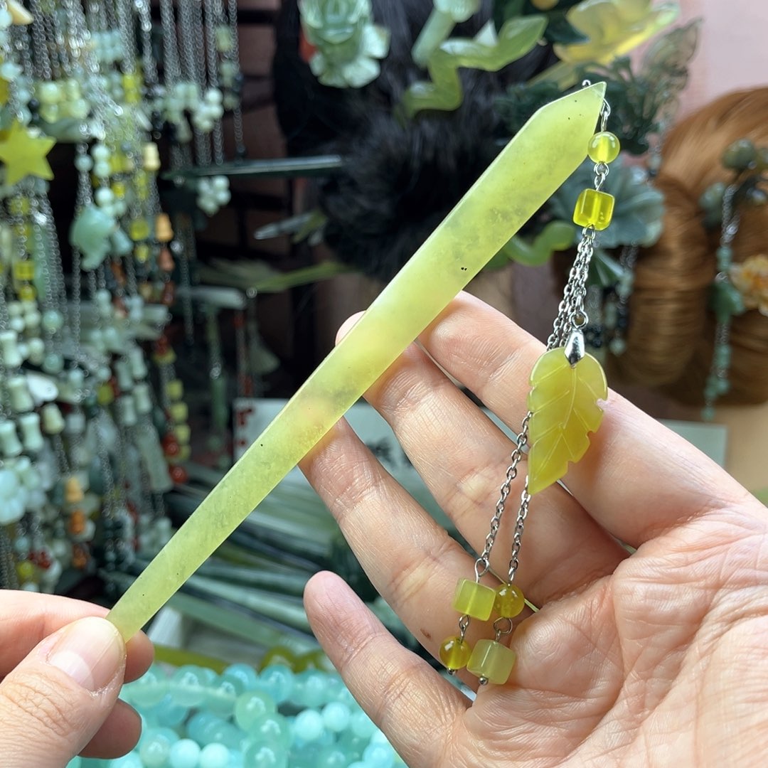 蛇纹石玉发饰未镶嵌默认微瑕岫玉发簪