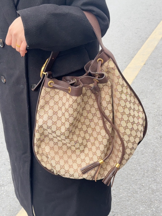 95新 GUCCI/古驰 古驰单肩抽绳水桶