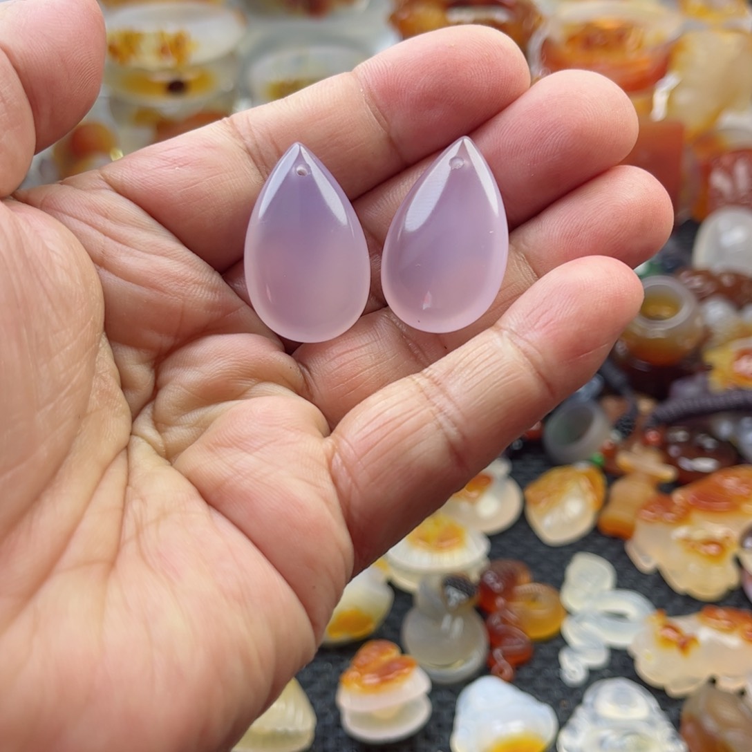 玛瑙/玉髓颈饰未镶嵌