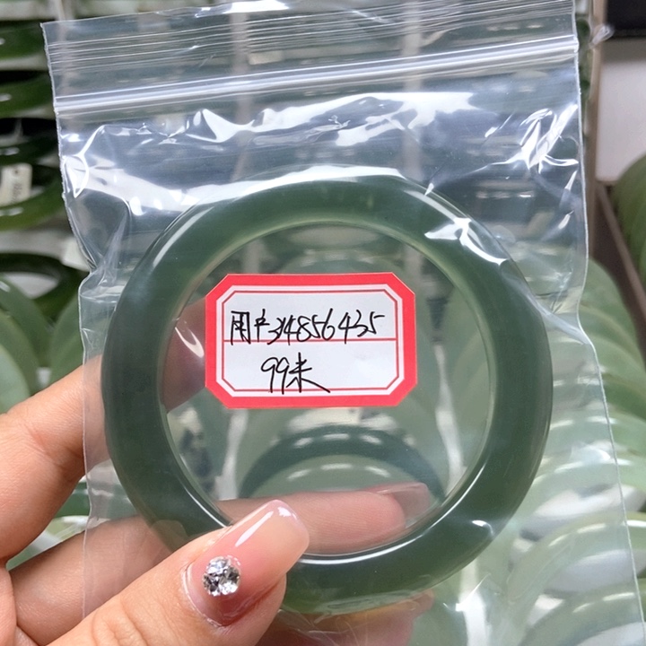 岫玉未镶嵌手镯天然精品岫玉手镯