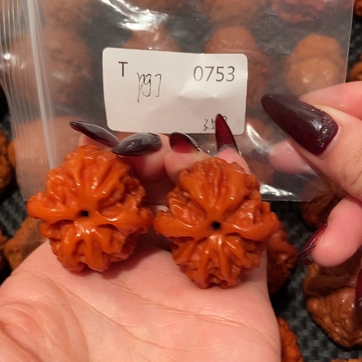 文玩核桃吊坠苹果园35