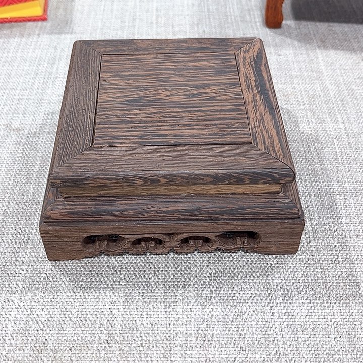梦***梦木红木工艺品雕刻工艺