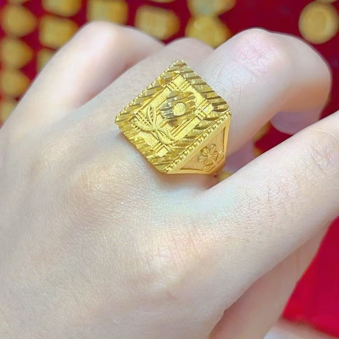 铜合金戒指 霸气金色网红montjo戒指رەڭمەڭگۈئۆڭمەيدۇKS