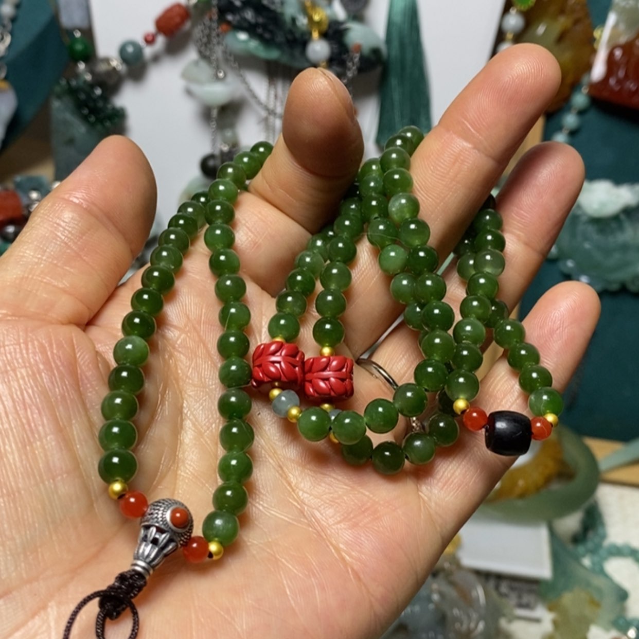 【闪购商品】翡翠吊坠(赠链)未镶嵌