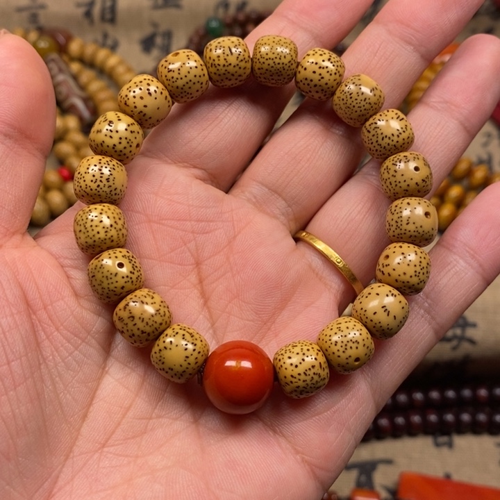 吊坠星月菩提黄金籽10.5