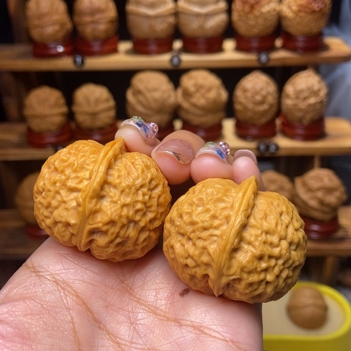 文玩核桃吊坠石奎5