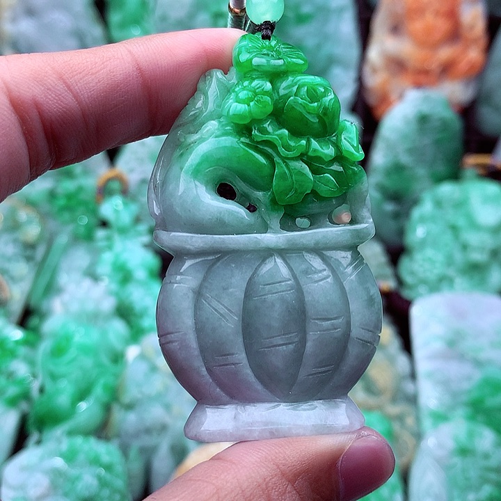 翡翠吊坠(不含链)未镶嵌