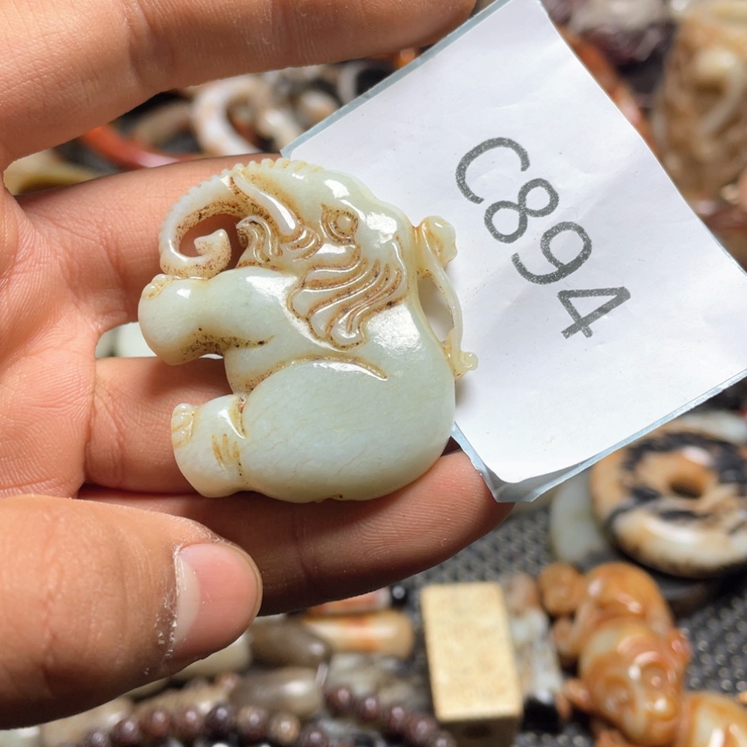 和田玉（糖玉）挂件未镶嵌