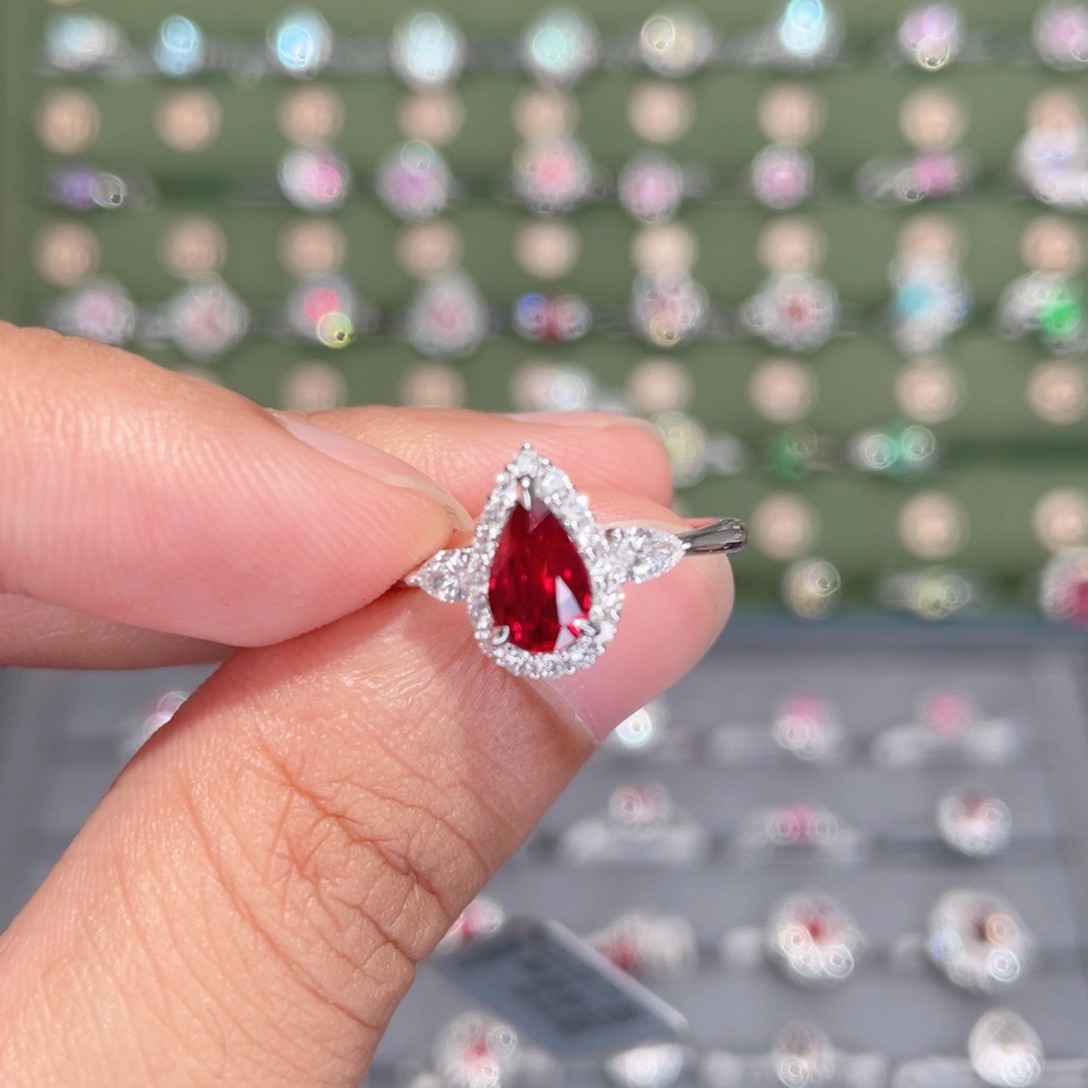 红宝石戒指18K金镶嵌1.1ct 无烧鸽血