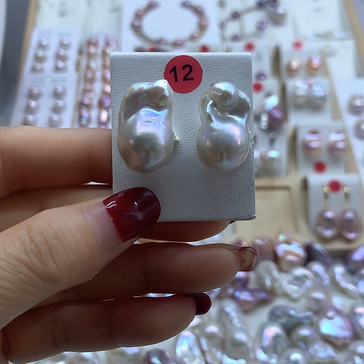 银S925镶嵌淡水珍珠耳饰甜**芽