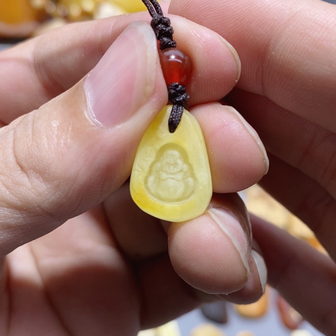 琥珀未镶嵌裸石蜜蜡原石定制