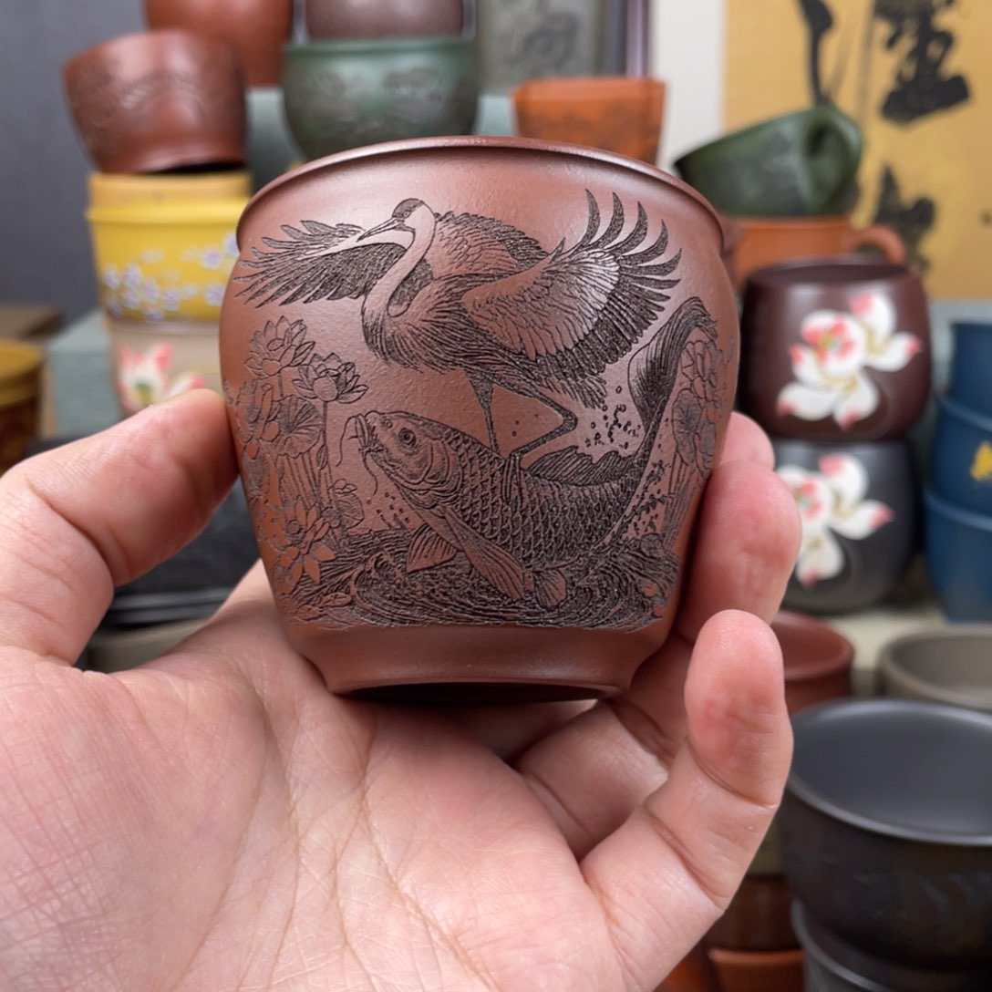 紫砂茶杯z***y紫砂茶杯