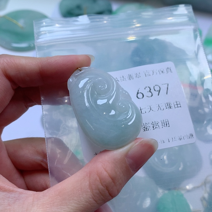 简***荨颈饰银S925镶嵌翡翠翡翠
