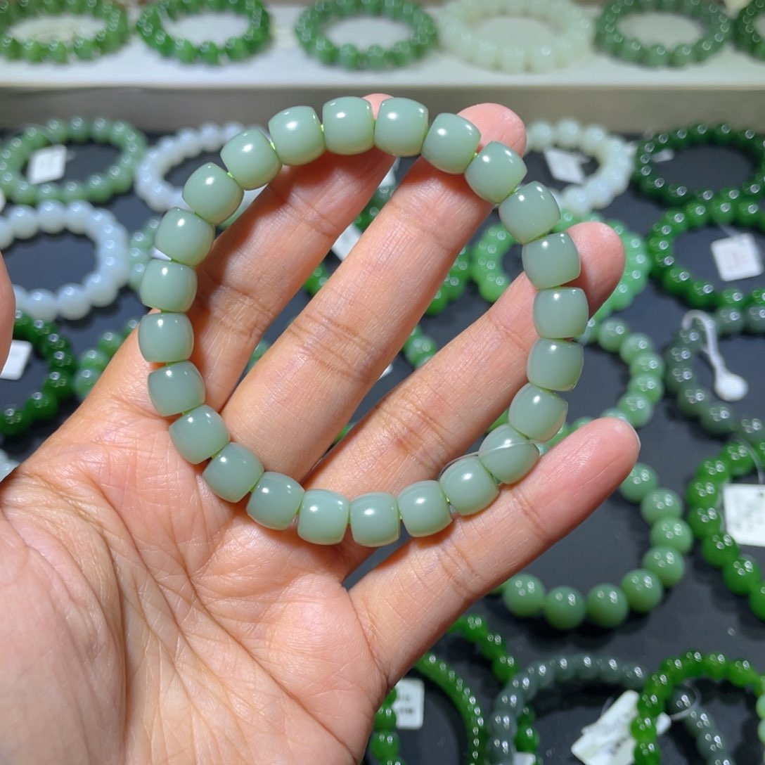 和田玉手链未镶嵌老****8