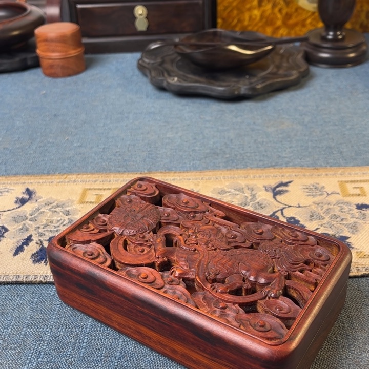 贡木不***字整木挖收纳盒