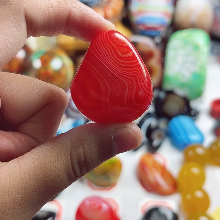 玛瑙/玉髓未镶嵌珠宝奇石