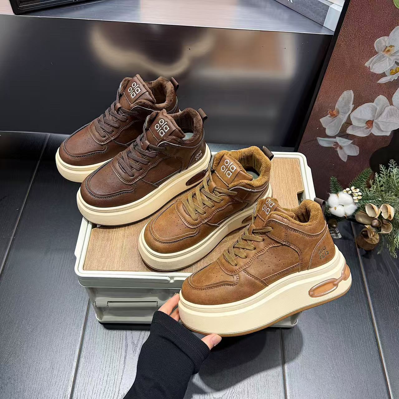 【冬日限定】厚底加绒高帮女鞋2025秋冬新款欧版百搭增高保暖棉