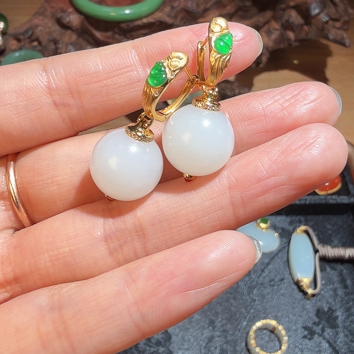 和田玉（白玉）18K金镶嵌耳饰俄料 羊脂白玉