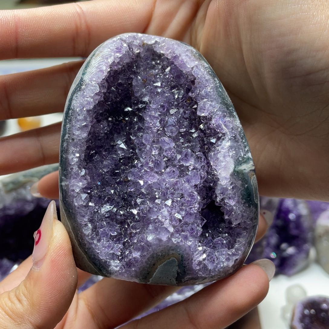 紫晶大型摆件（非配饰）未镶嵌