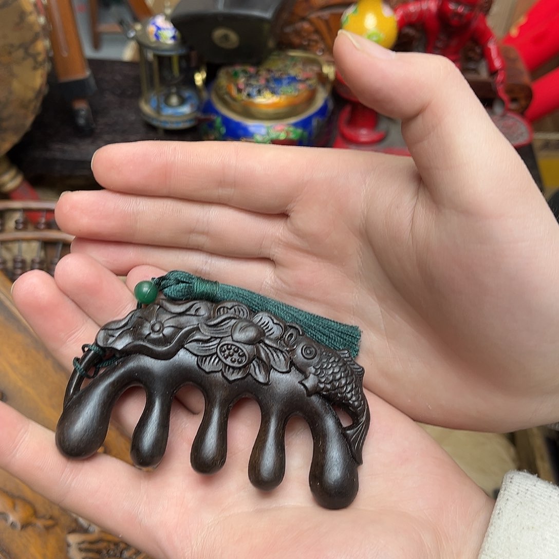 大叶紫檀（黑酸枝木类）