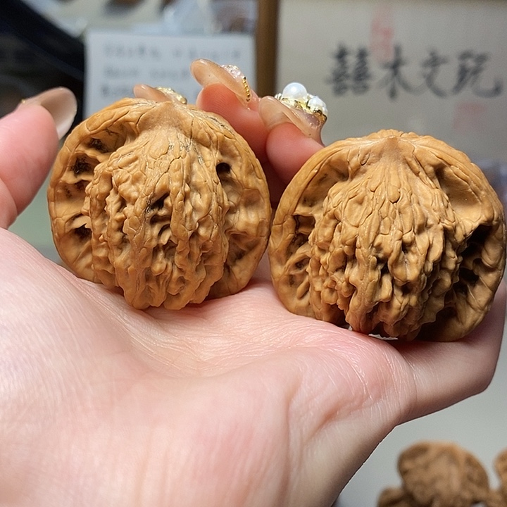 吊坠文玩核桃44麦虎