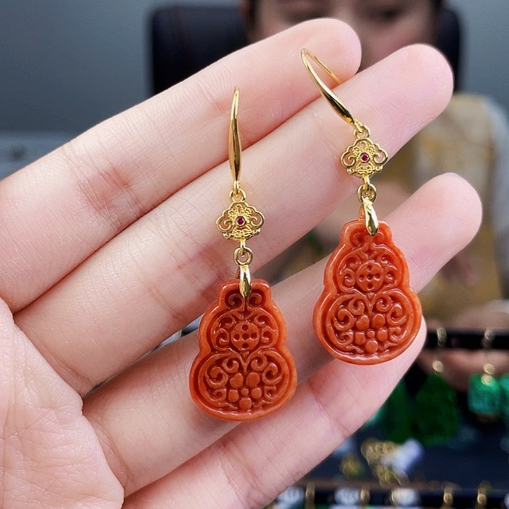 翡翠耳饰未镶嵌饰品