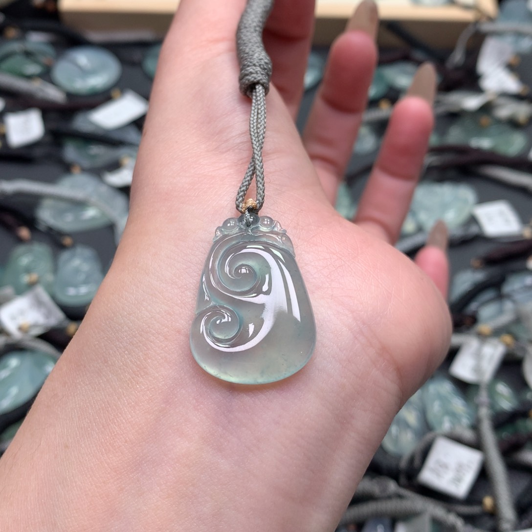 翡翠颈饰未镶嵌000000000000