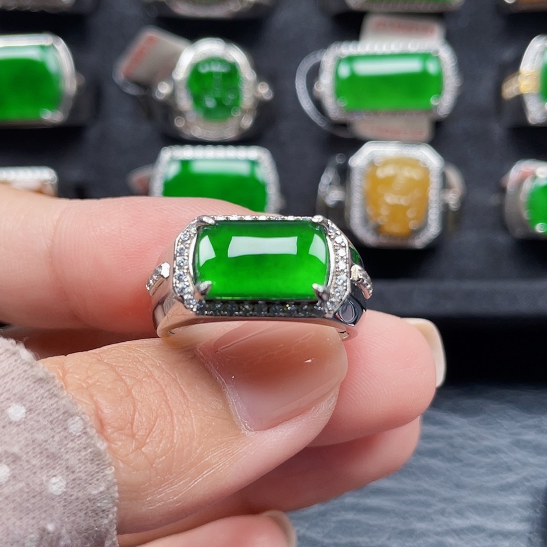 银S925镶嵌戒指翡翠天然A货翡翠没运费险0021