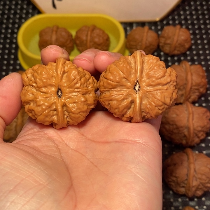 把件文玩核桃四开肌肉蛙