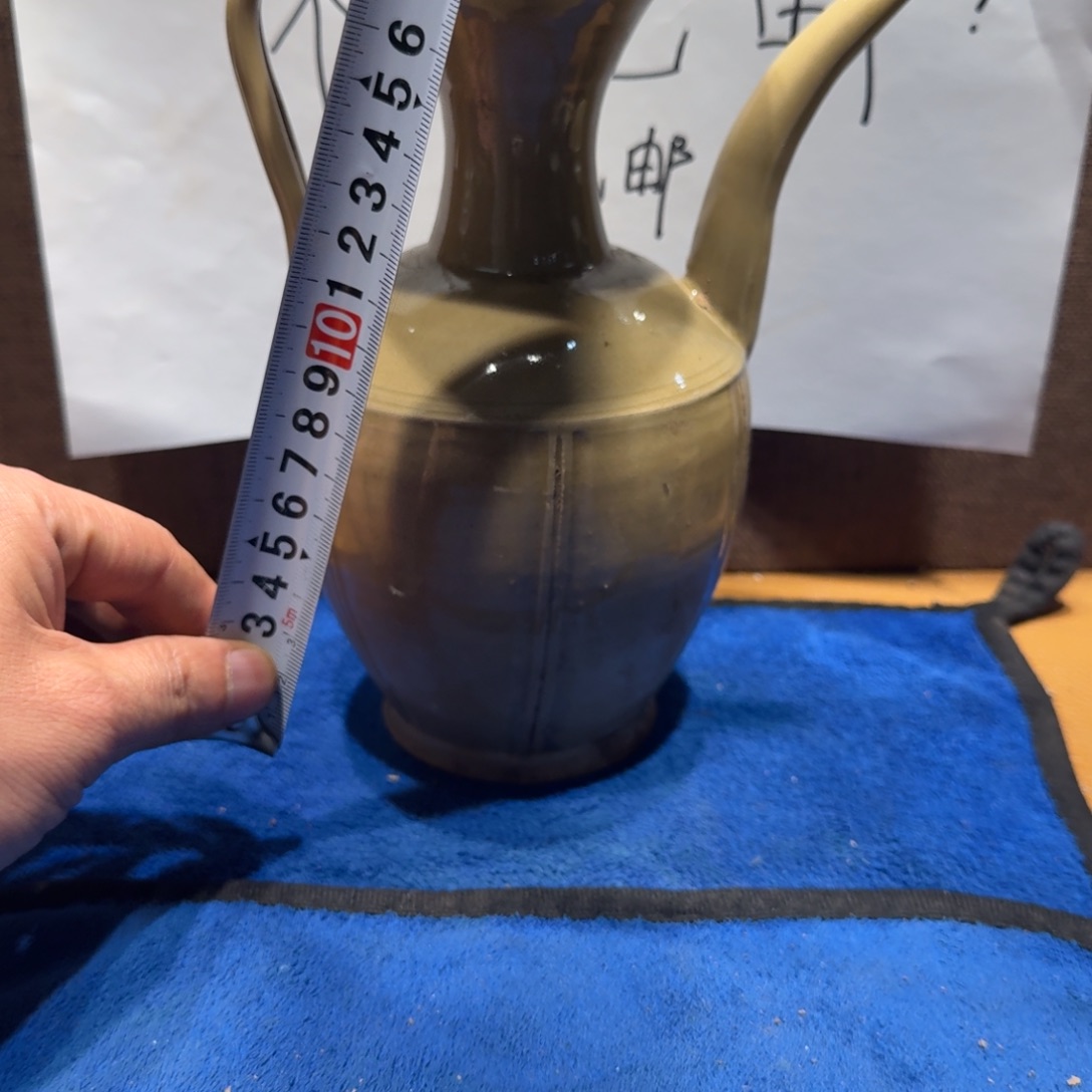 陶其他漂亮的小瓷瓶子