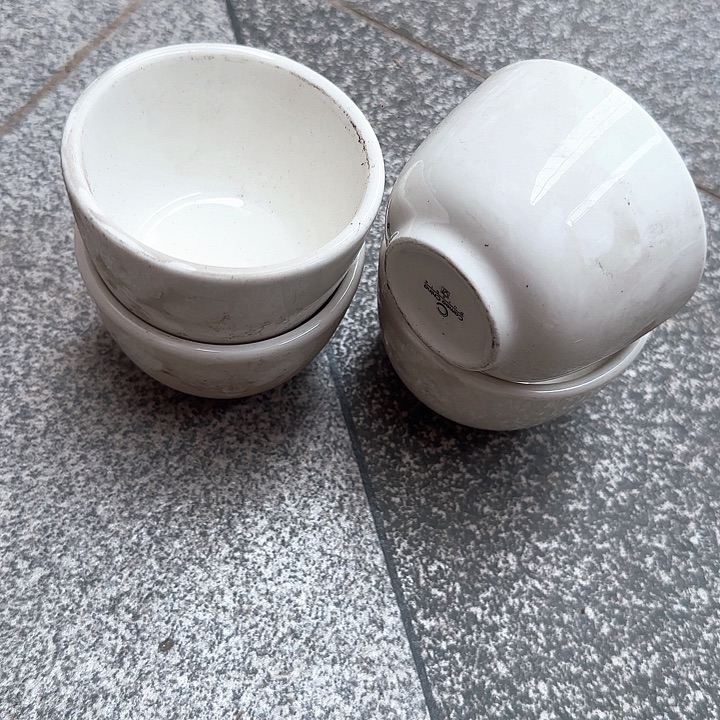 瓷片陶瓷盘子碗啥都有