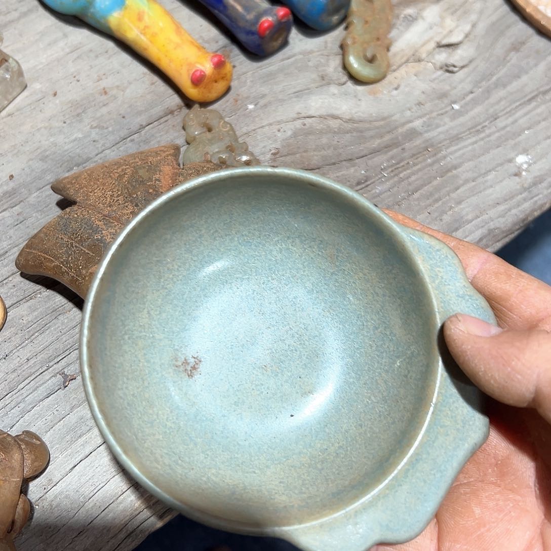 茶盏山****逢不去我要回家哦啊
