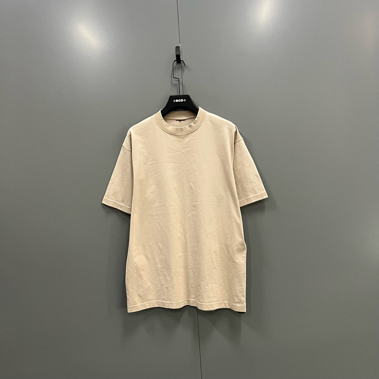 95新 Balenciaga/巴黎世家 （ll）水钻短袖XXS码/95新605169无领标