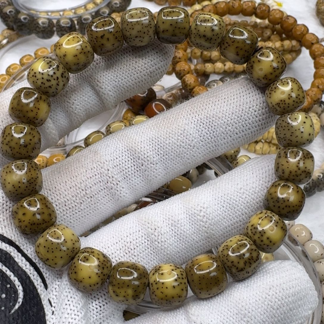 星月菩提吊坠10星点货