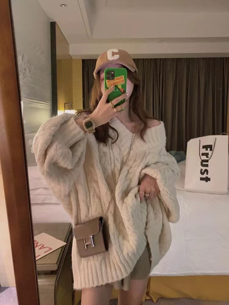 【淘屁屁】尾货孤品大版慵懒毛衣直播链接，默认微瑕（2月1日后发）