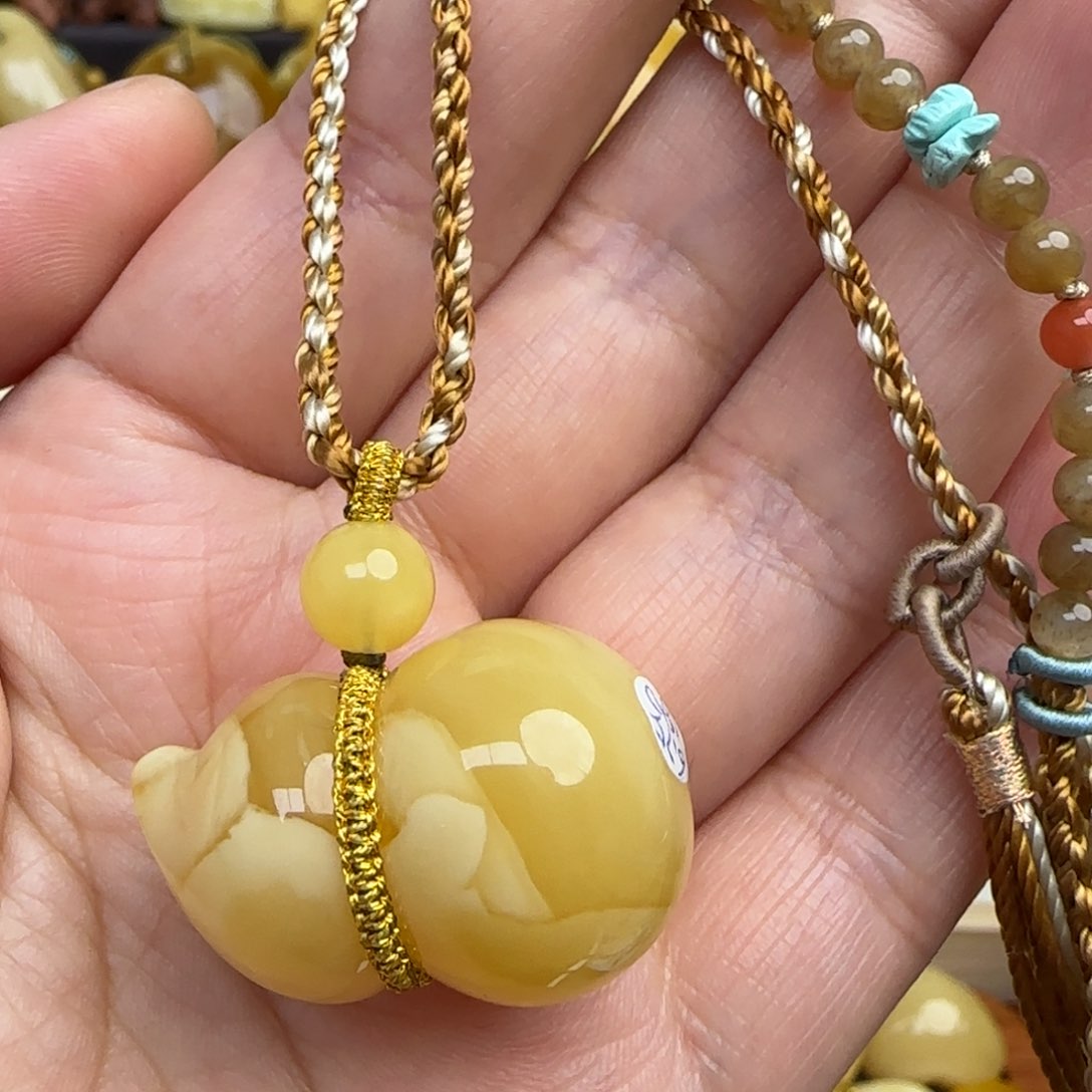 蜜蜡套链未镶嵌天然俄料妖花蜜蜡葫芦吊坠